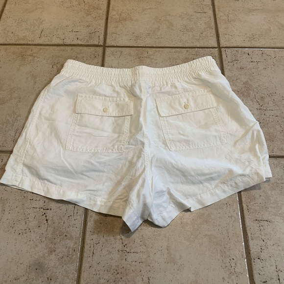 Gap Khakis White Drawstring Shorts Size Large - Picture 2 of 5